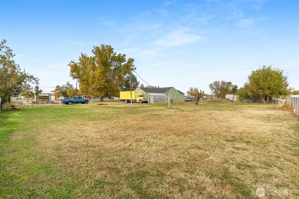 $499,900 | 32105 South Finley Road, Kennewick, WA 99337