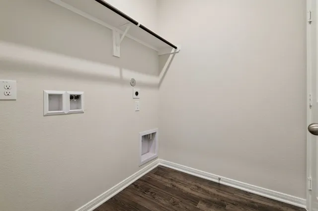 $299,900 | 15881 Berry Hl Drive, Conroe, TX 77303