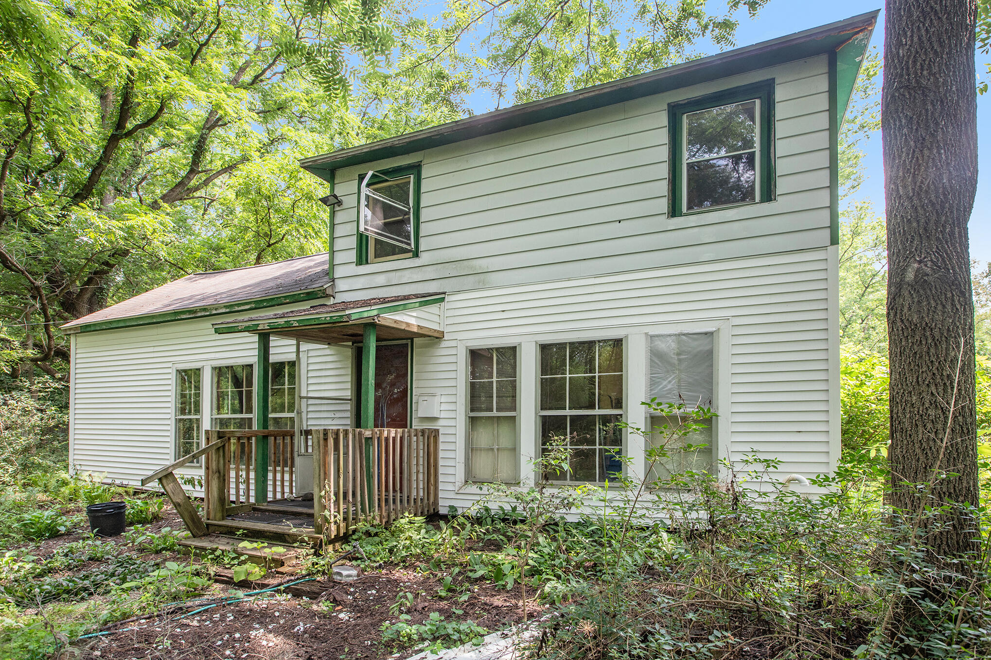 3806 Nazareth Road Kalamazoo, MI 49004 - Photo 3 of 20 3