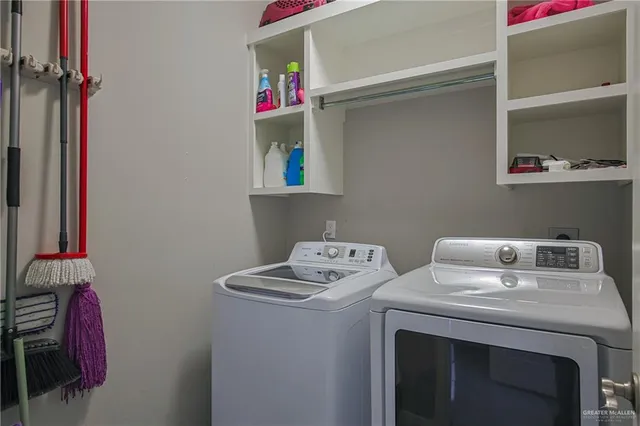 $2,300 | 2006 South Villa Real Drive, Pharr, TX 78577