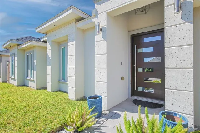 a view of an entryway