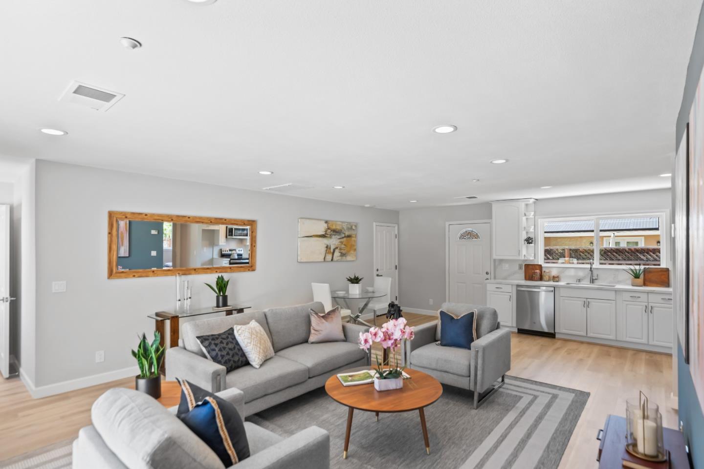 967 Chelan Drive Sunnyvale, CA 94087 - Photo 21 of 38 a living room with furniture and wooden floor