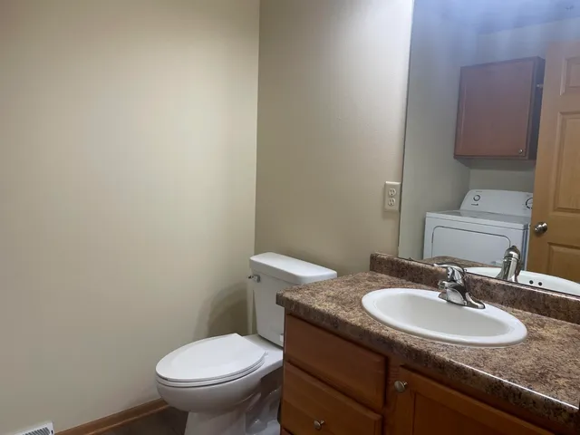 $2,200 | 2635 Parkfield Drive, West Bend, WI 53090