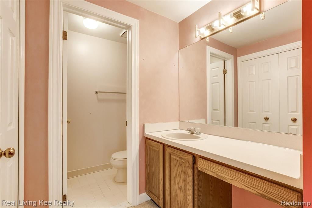 6368 Peach Tree Court Rochester Hills, MI 48306 - Photo 45 of 54