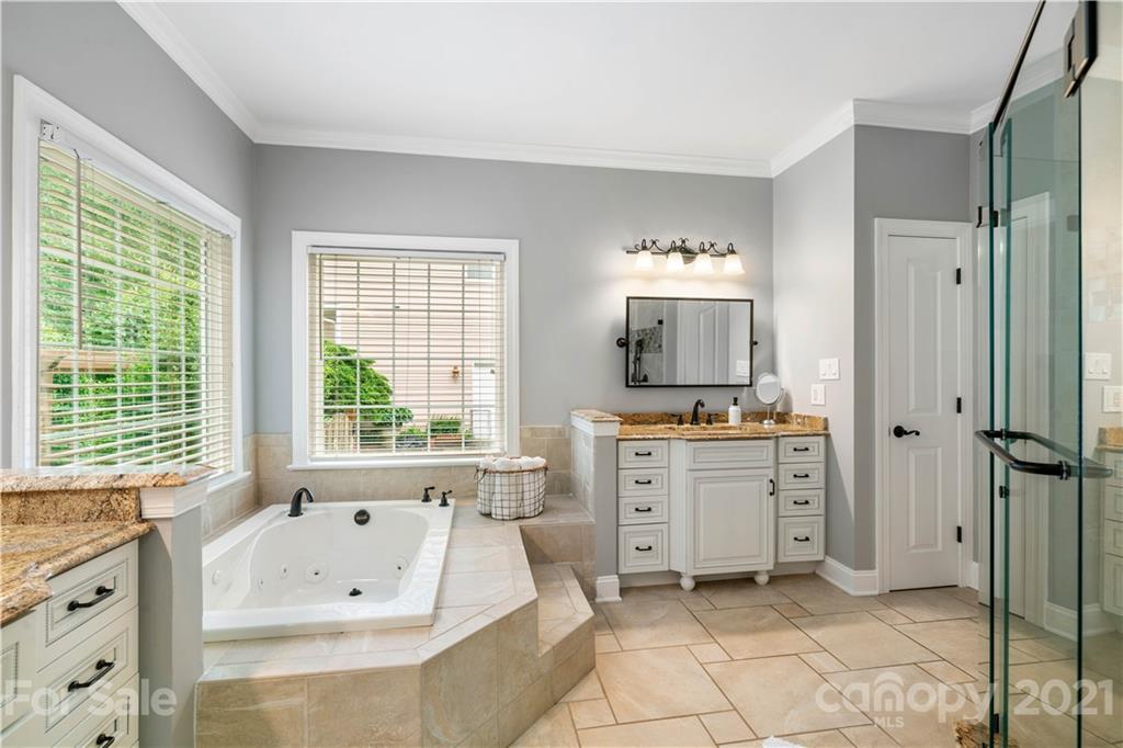 16309 Woolwine Road Charlotte, NC 28278 - Photo 22 of 48 Gallery Image 22