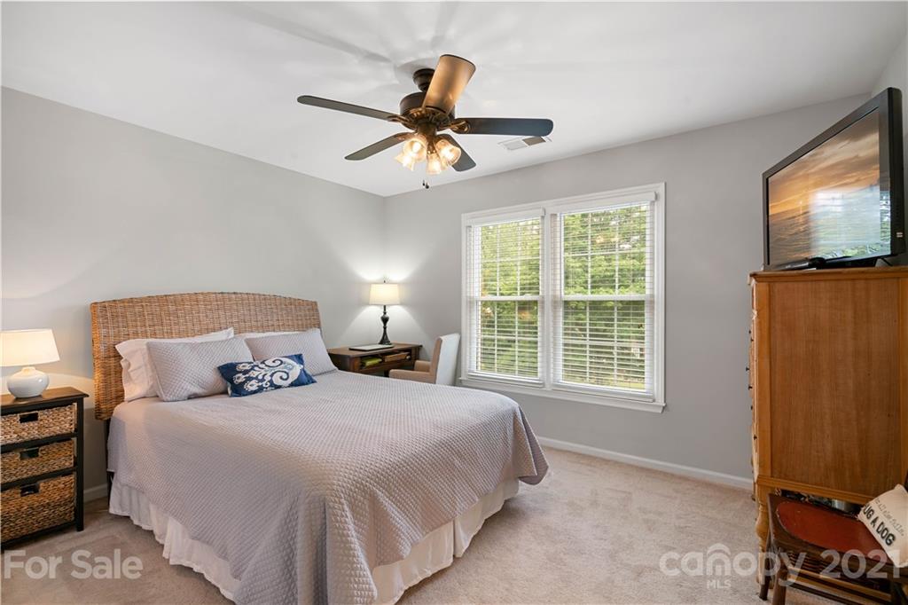 16309 Woolwine Road Charlotte, NC 28278 - Photo 32 of 48 Gallery Image 32