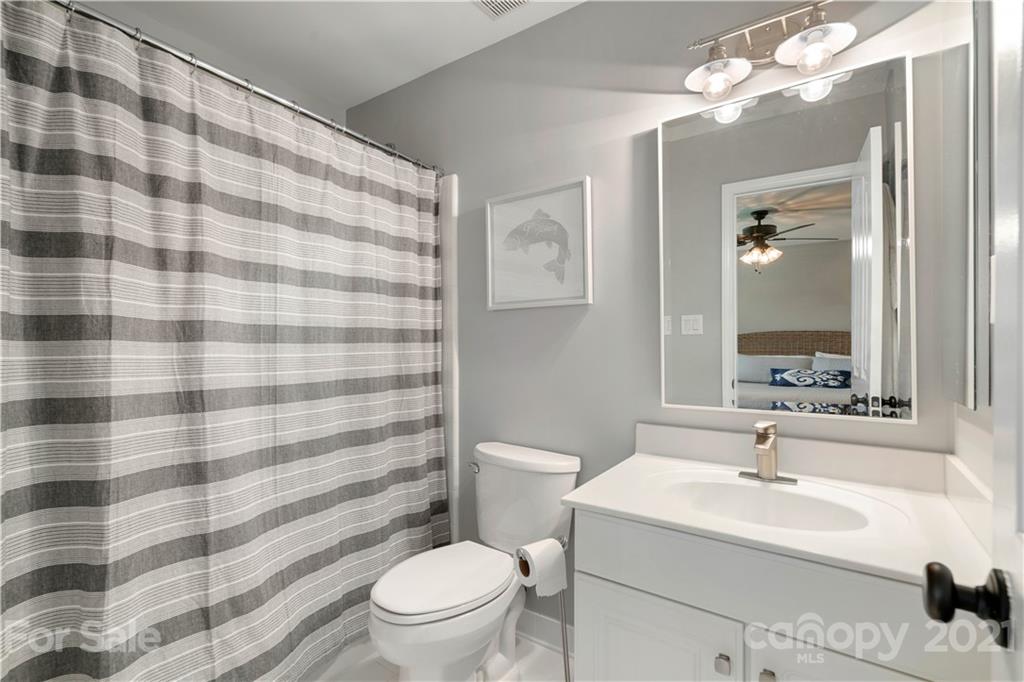16309 Woolwine Road Charlotte, NC 28278 - Photo 34 of 48 Gallery Image 34