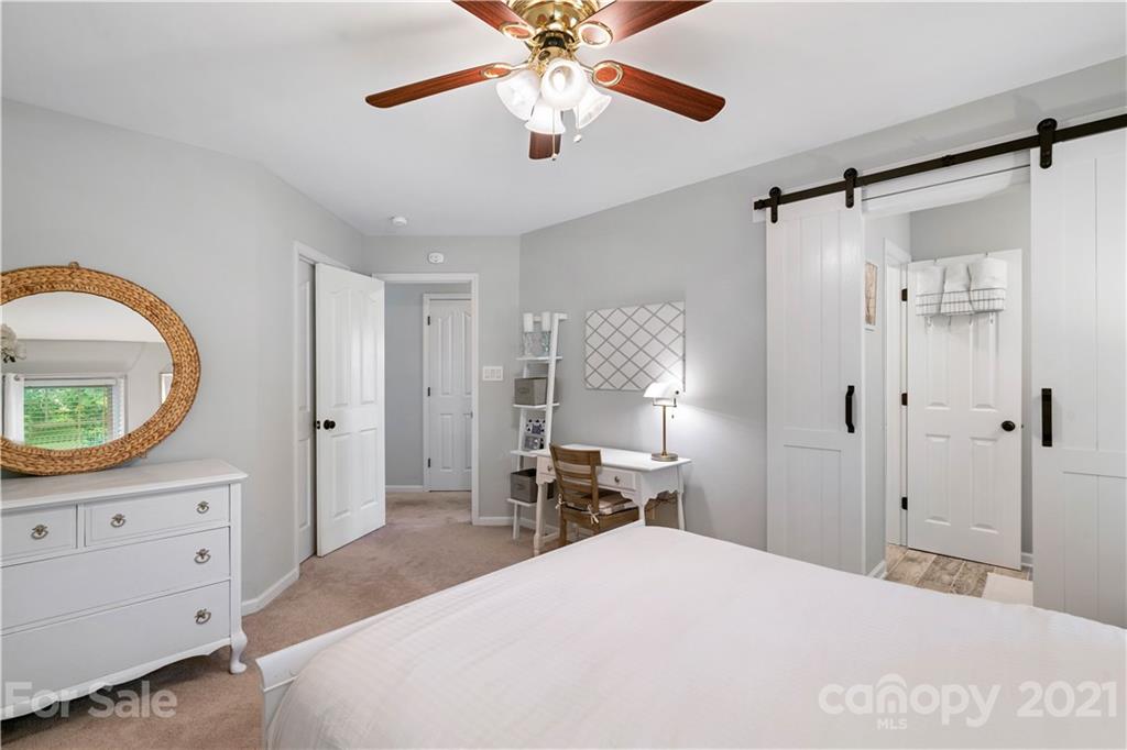 16309 Woolwine Road Charlotte, NC 28278 - Photo 36 of 48 Gallery Image 36