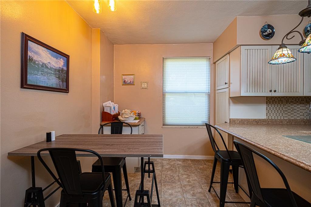 265 Walton Road Baldwin, PA 15236 - Photo 10 of 25 Gallery Image 10