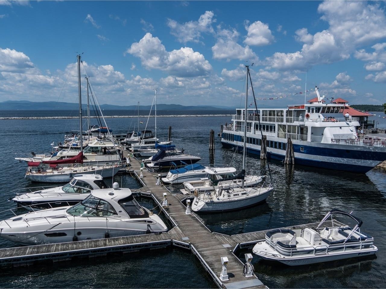 165 Crescent Road Burlington, VT 05401 - Photo 45 of 50