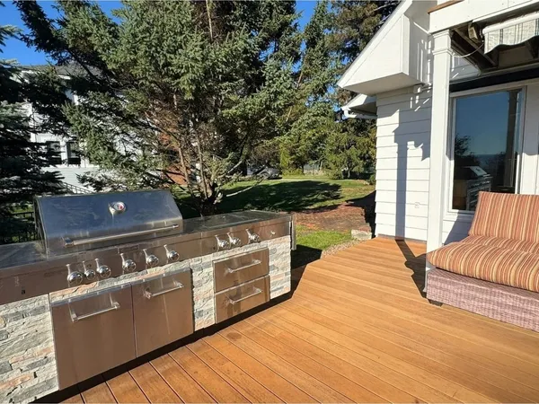 $1,975,000 | 165 Crescent Road, Burlington, VT 05401