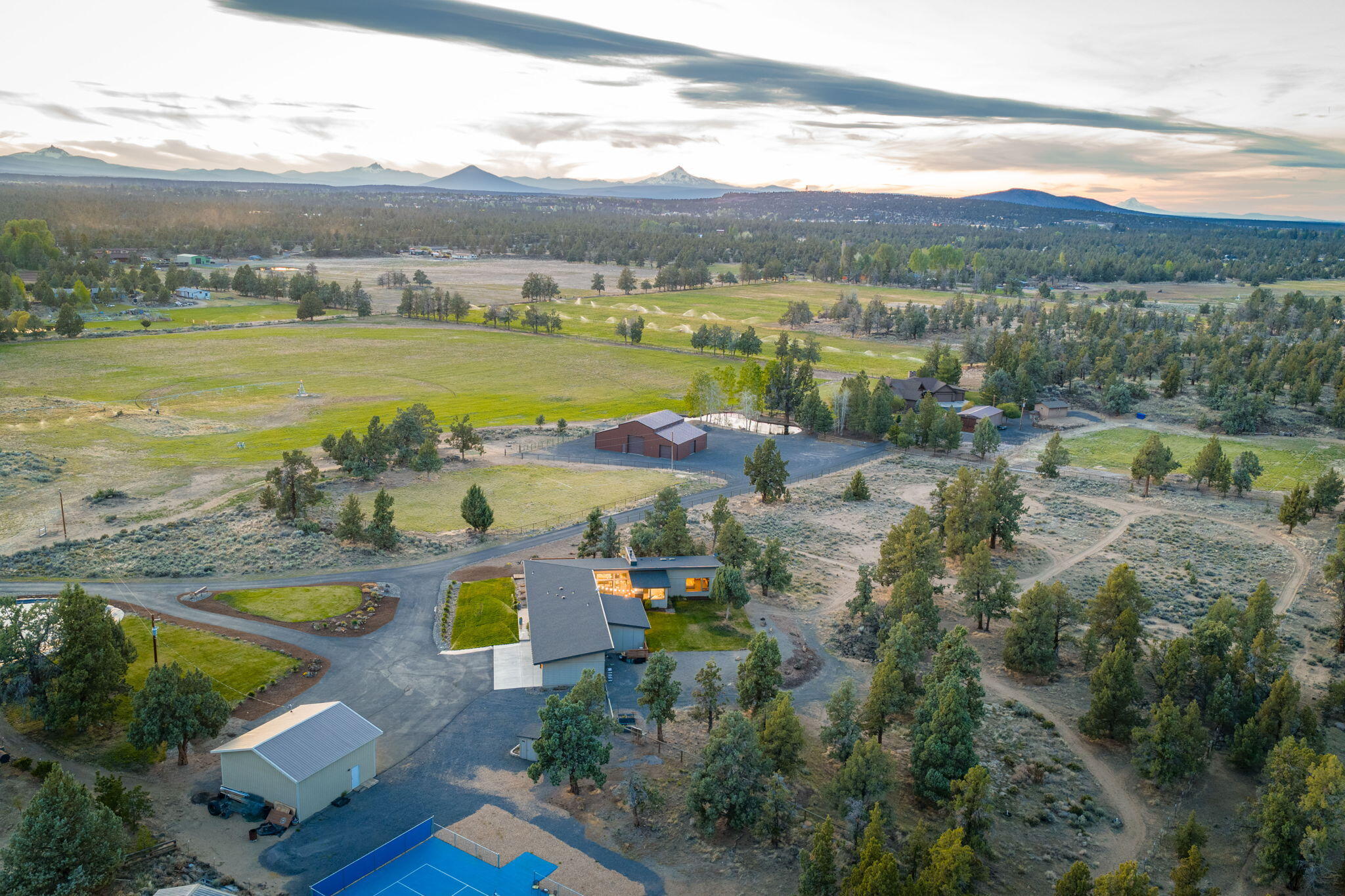 64144 Pioneer Loop Bend, OR 97701 - Photo 182 of 192 188-web-or-mls-Riley Visuals-188