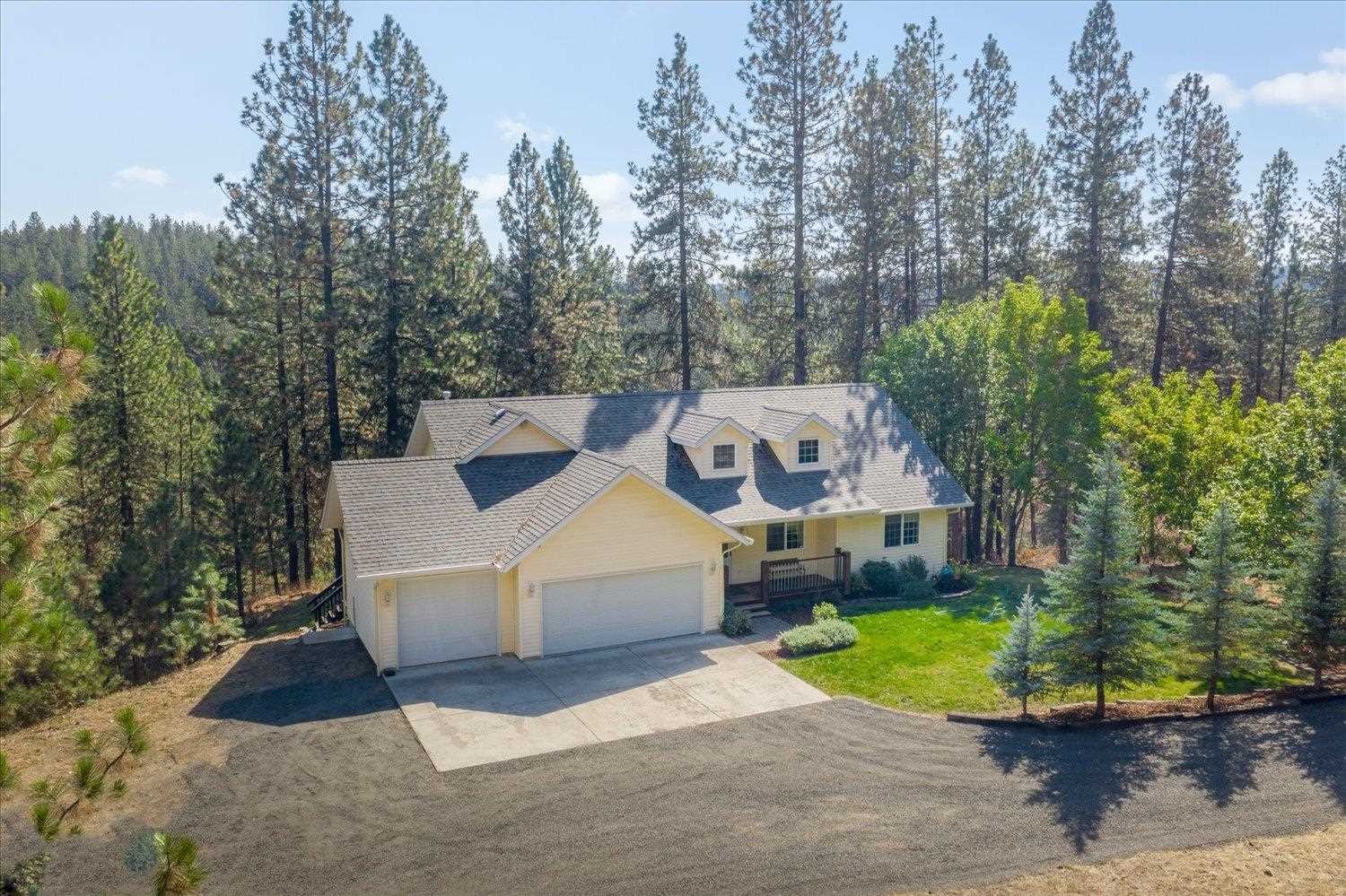 12025 South Baltimore Road Spokane, WA 99223 - Photo 2 of 48 Gallery Image 2