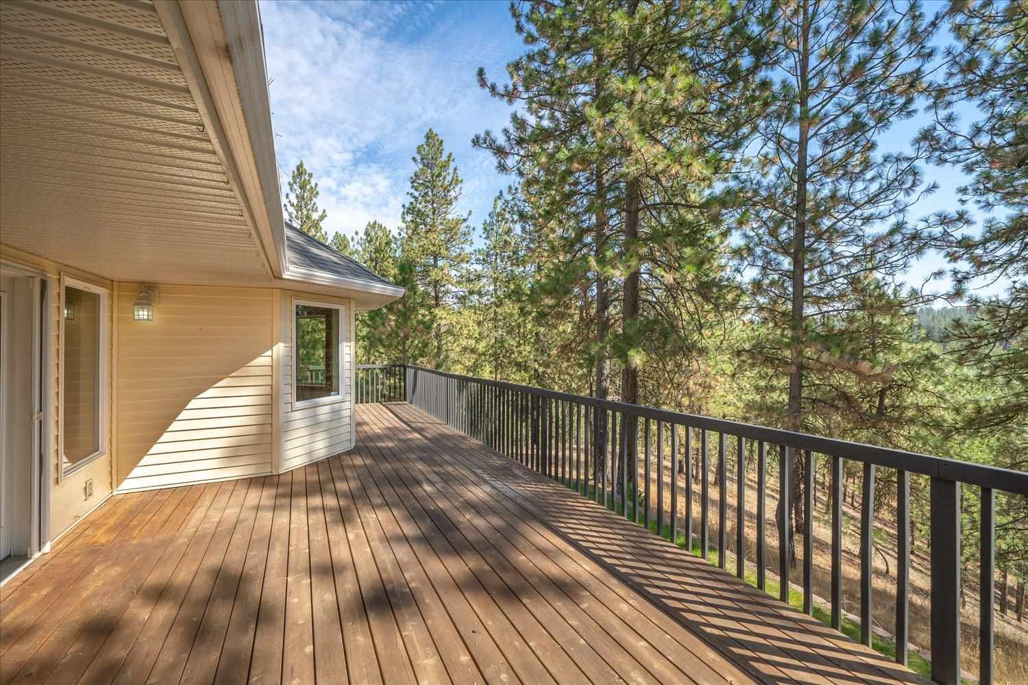 12025 South Baltimore Road Spokane, WA 99223 - Photo 3 of 48 Gallery Image 3