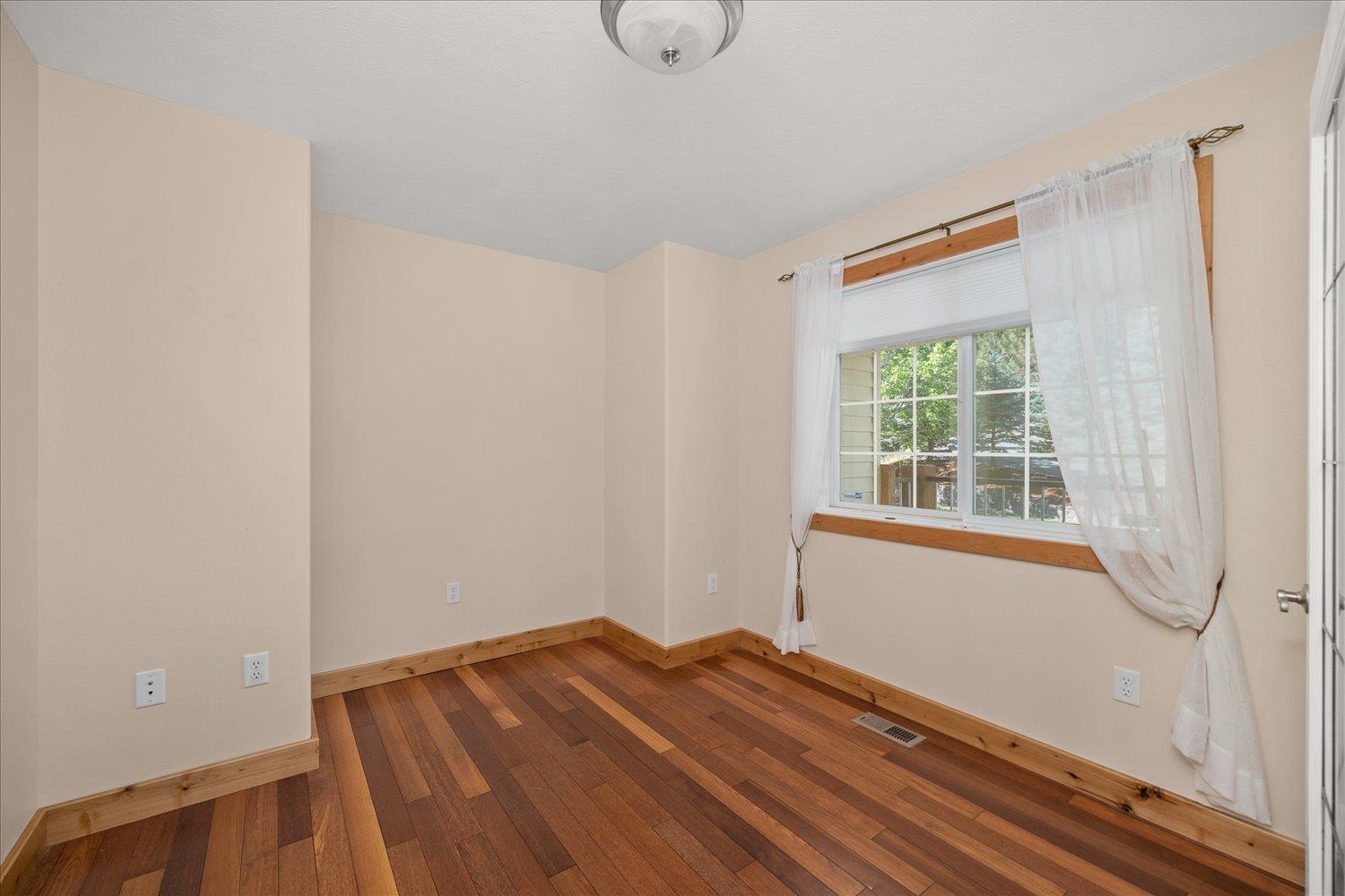 12025 South Baltimore Road Spokane, WA 99223 - Photo 25 of 48 Gallery Image 25