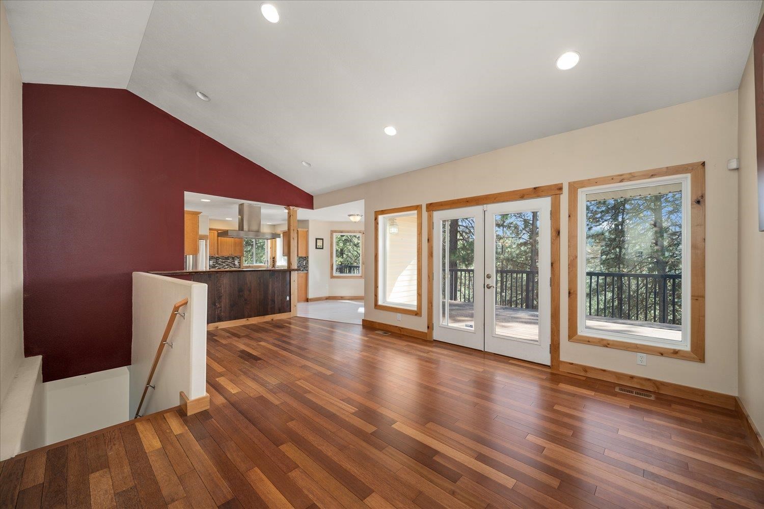 12025 South Baltimore Road Spokane, WA 99223 - Photo 9 of 48 Gallery Image 9