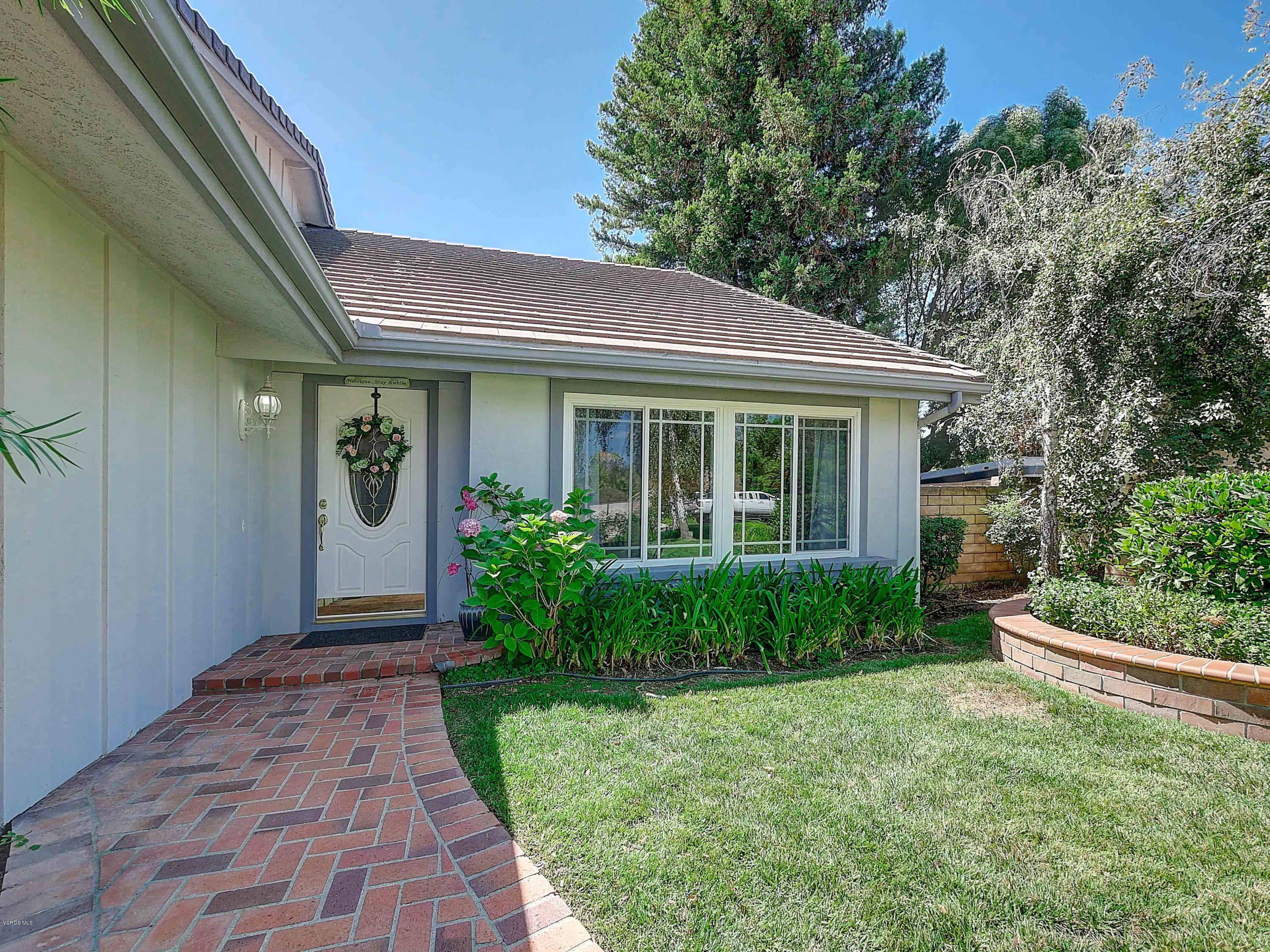 425 Valley Gate Road Simi Valley, CA 93065 - Photo 2 of 45 425 Valley Gate Road Simi Valley-34