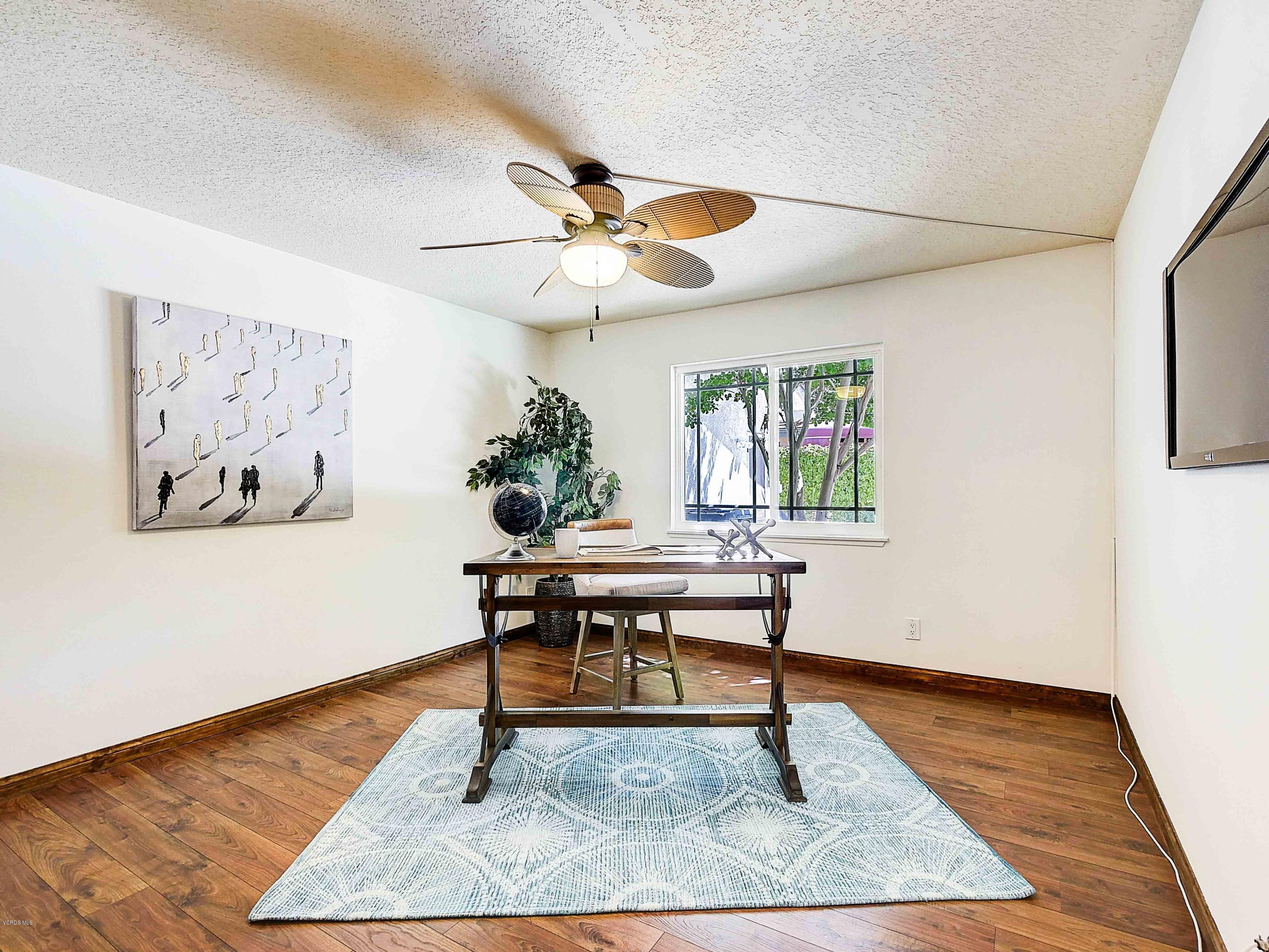 425 Valley Gate Road Simi Valley, CA 93065 - Photo 16 of 45 425 Valley Gate Road Simi Valley-13