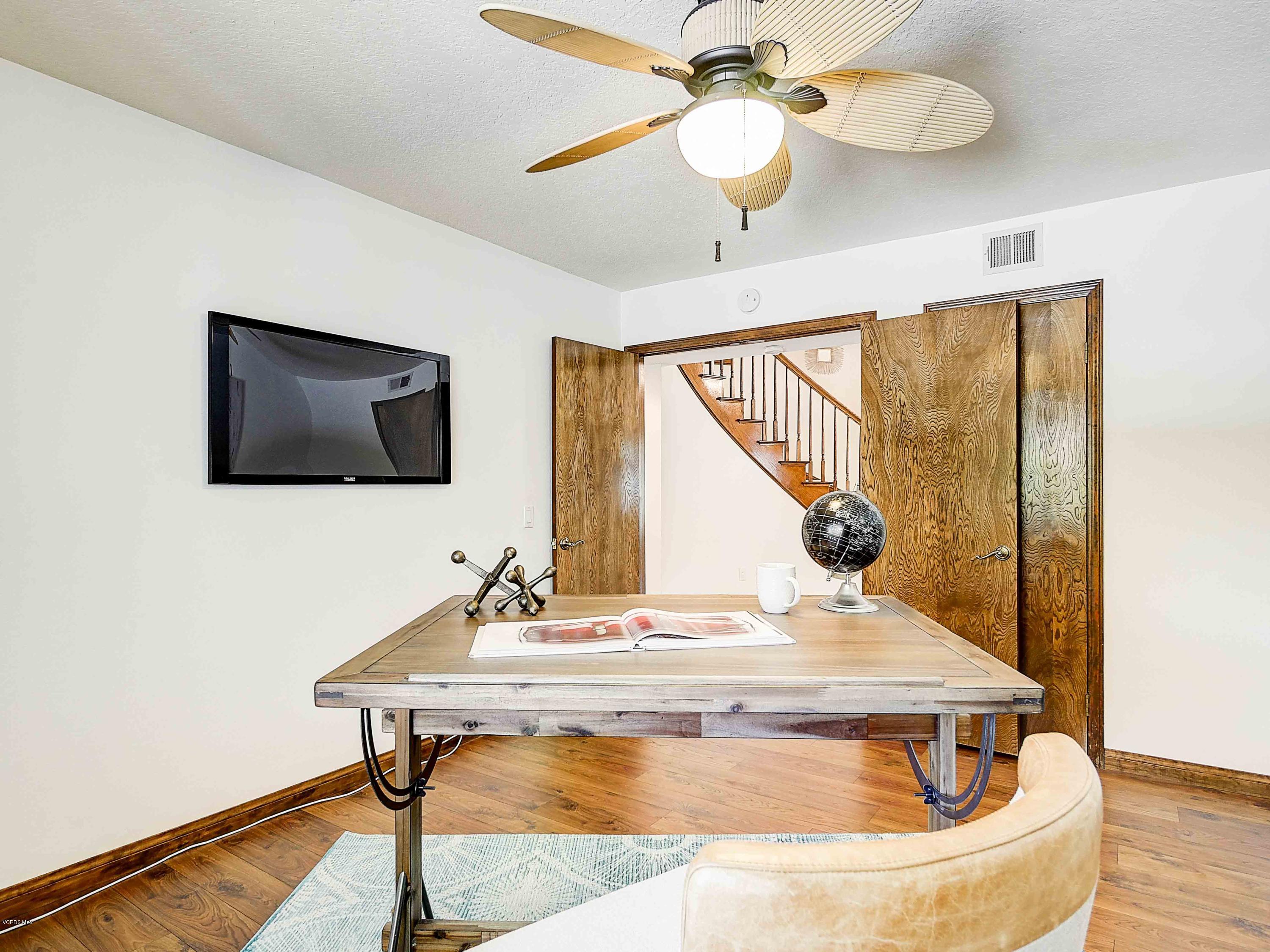 425 Valley Gate Road Simi Valley, CA 93065 - Photo 17 of 45 425 Valley Gate Road Simi Valley-14