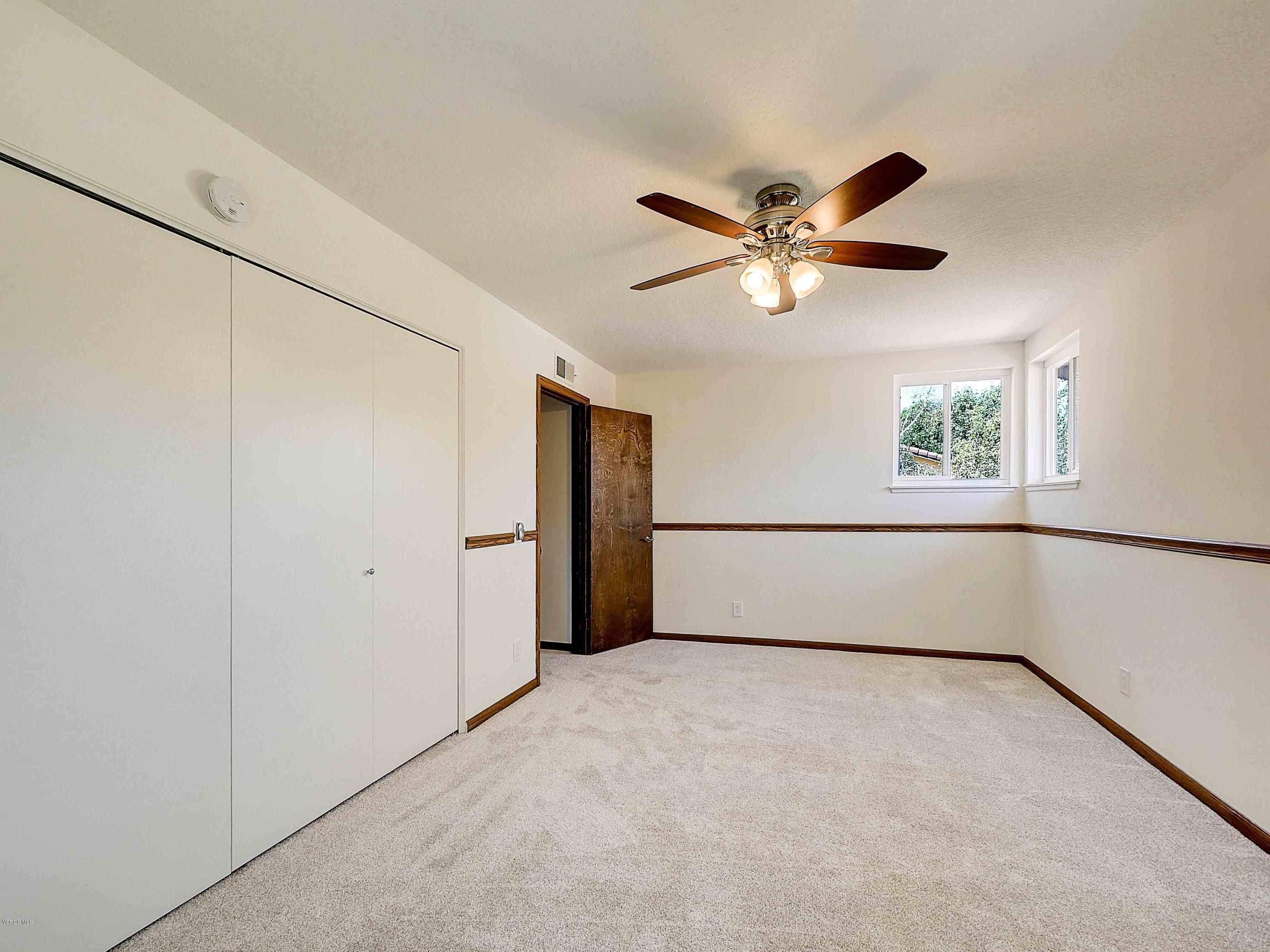 425 Valley Gate Road Simi Valley, CA 93065 - Photo 19 of 45 425 Valley Gate Road Simi Valley-16