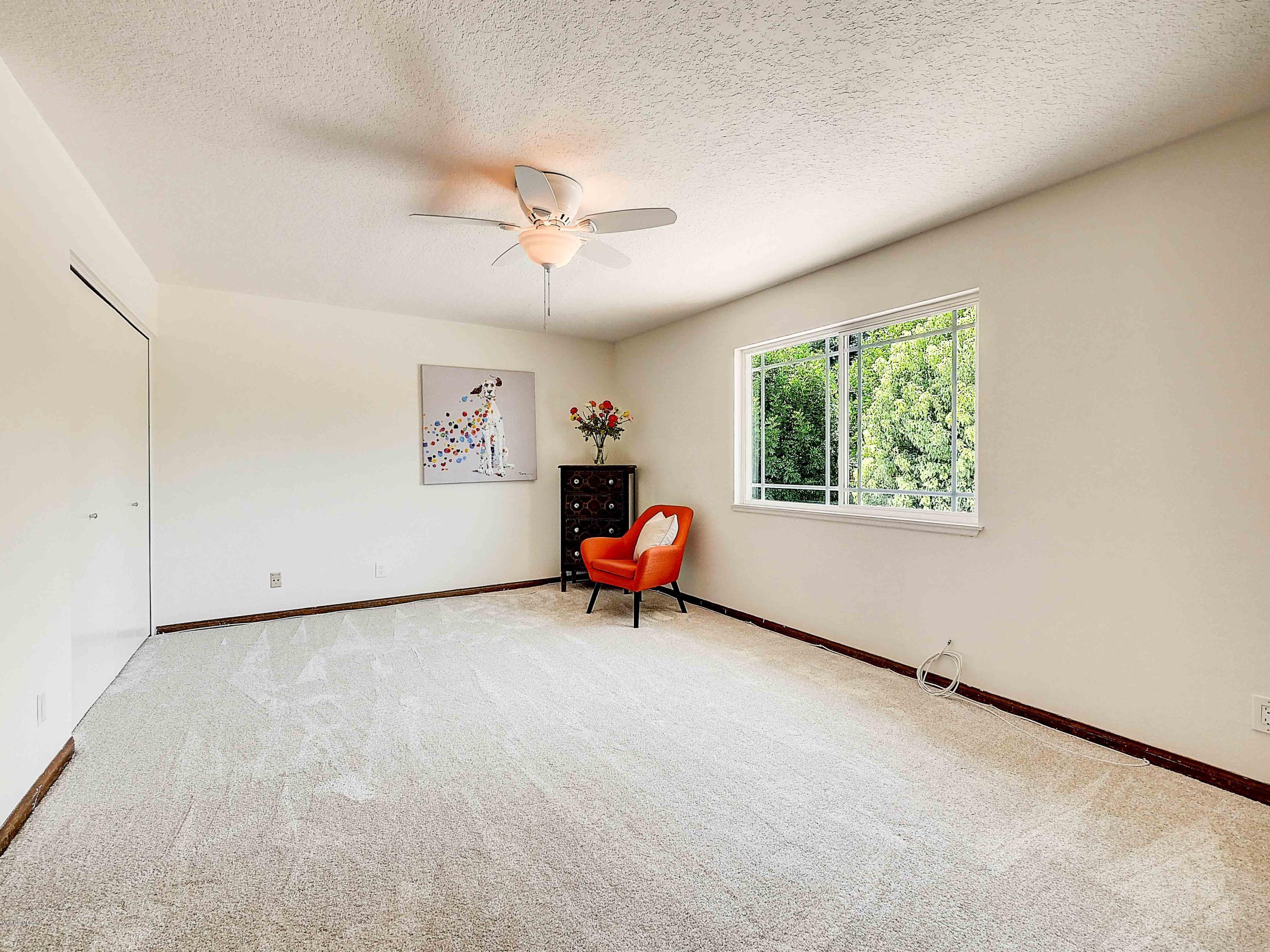 425 Valley Gate Road Simi Valley, CA 93065 - Photo 22 of 45 425 Valley Gate Road Simi Valley-19