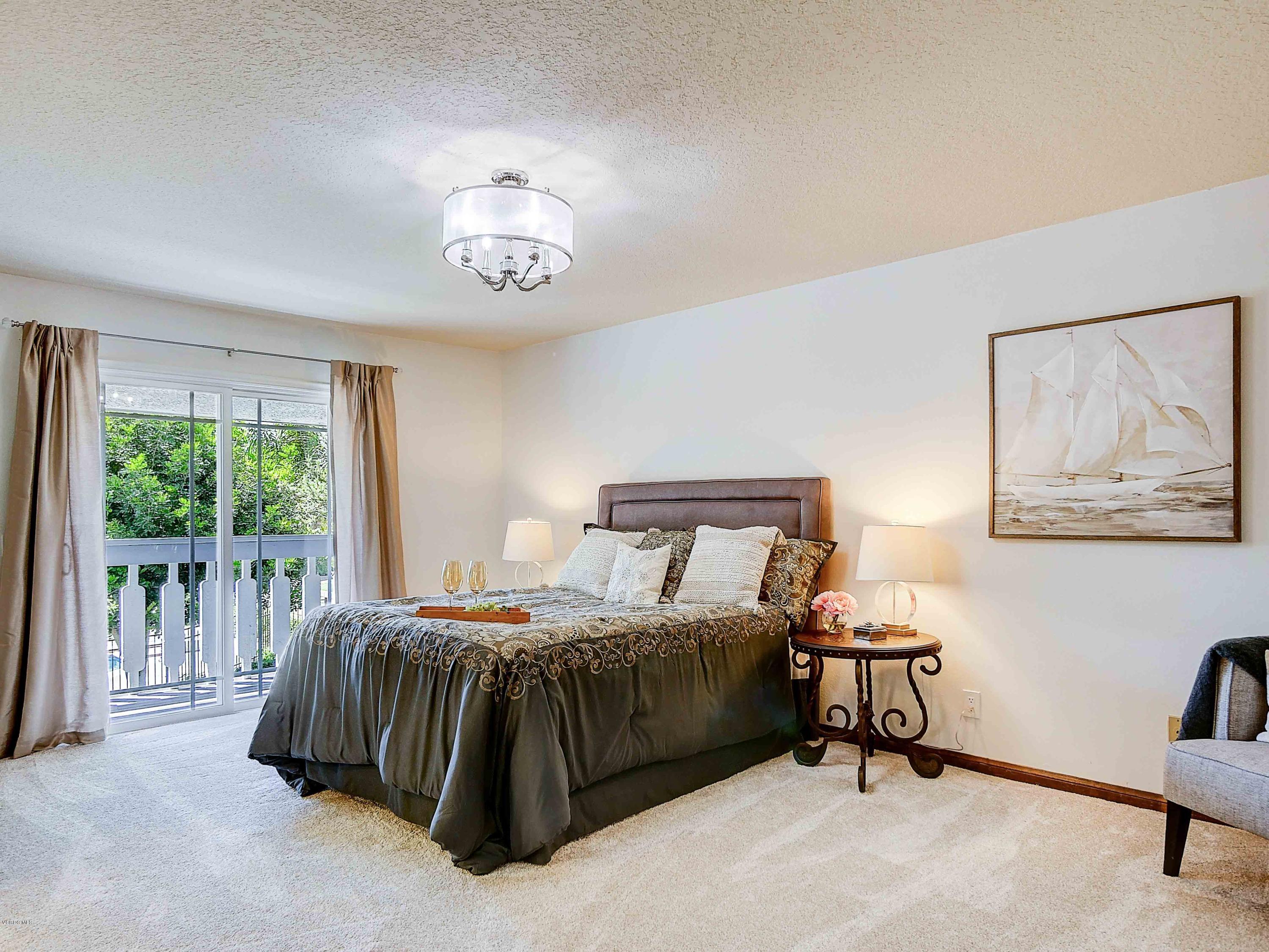 425 Valley Gate Road Simi Valley, CA 93065 - Photo 24 of 45 425 Valley Gate Road Simi Valley-21