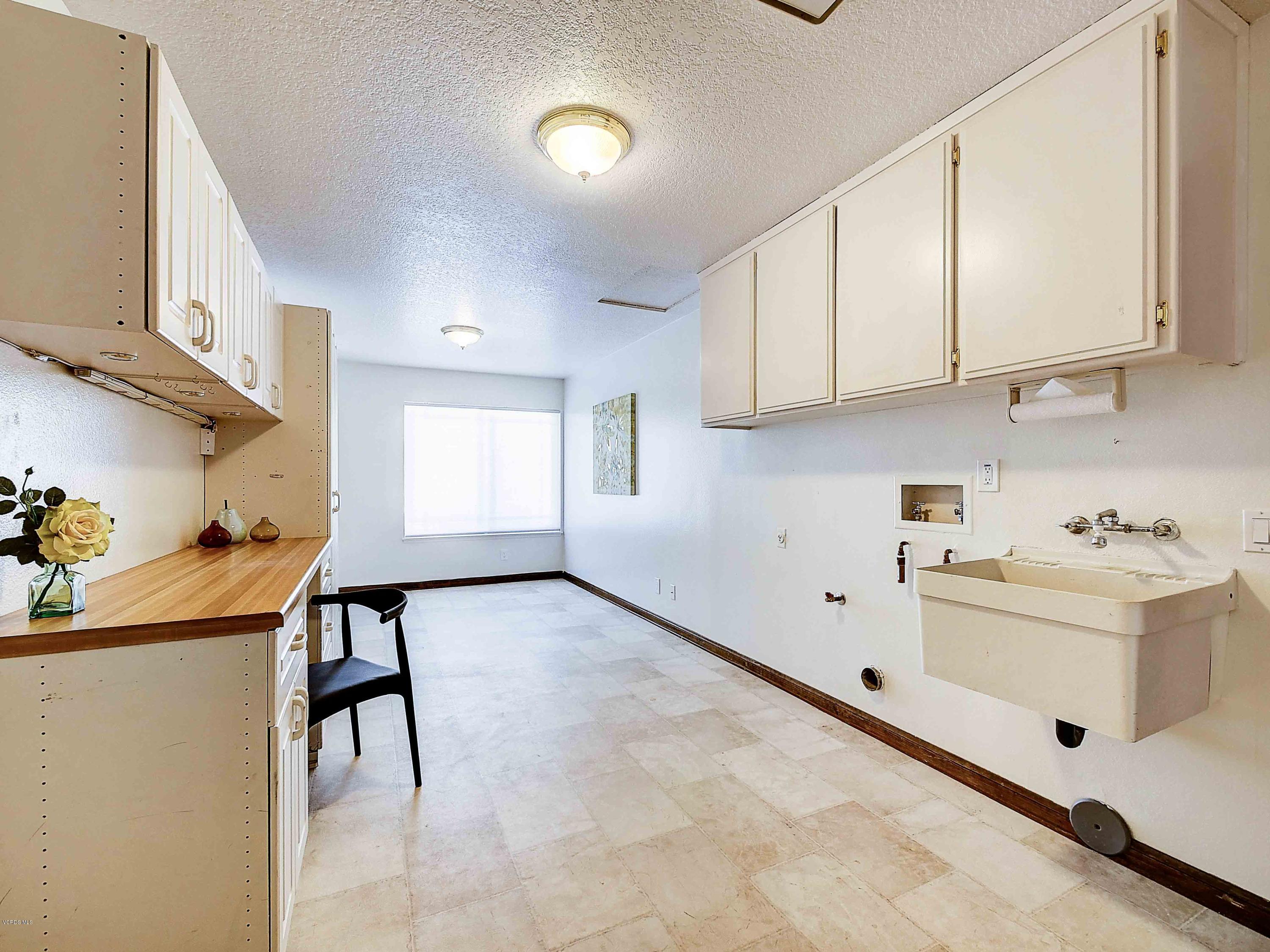 425 Valley Gate Road Simi Valley, CA 93065 - Photo 29 of 45 425 Valley Gate Road Simi Valley-3