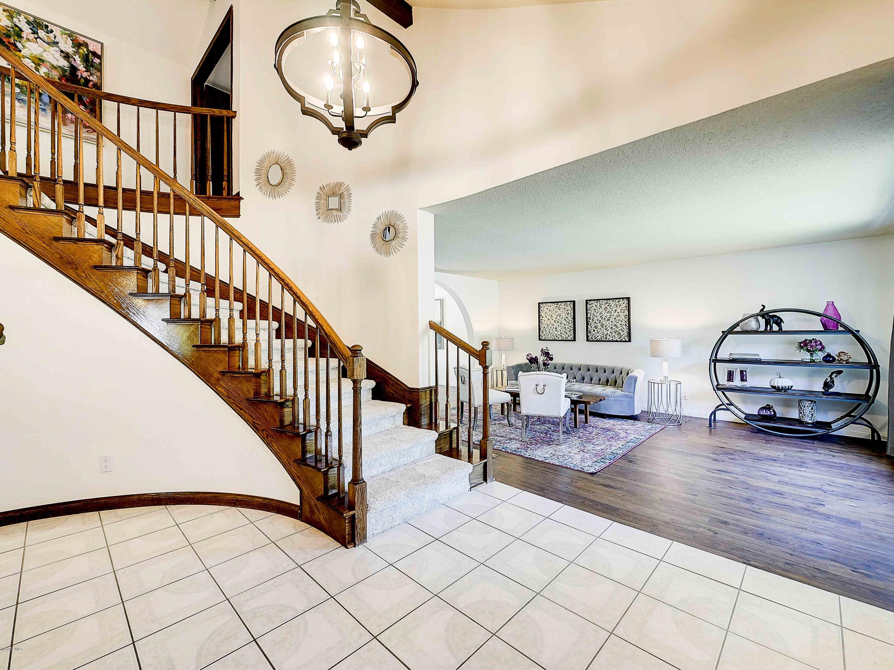 425 Valley Gate Road Simi Valley, CA 93065 - Photo 4 of 45 425 Valley Gate Road Simi Valley-1