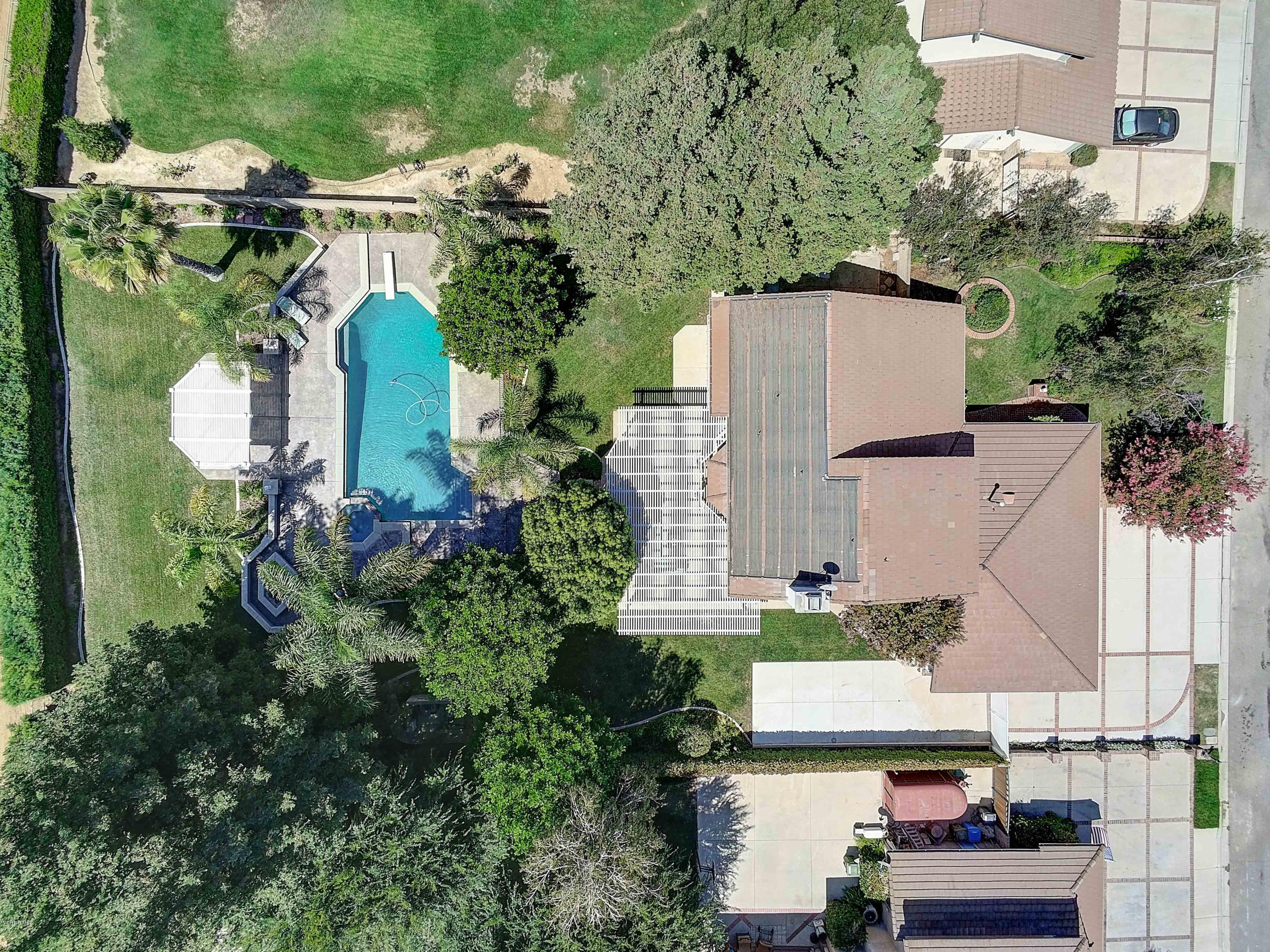 425 Valley Gate Road Simi Valley, CA 93065 - Photo 43 of 45 425 Valley Gate Road Simi Valley-48