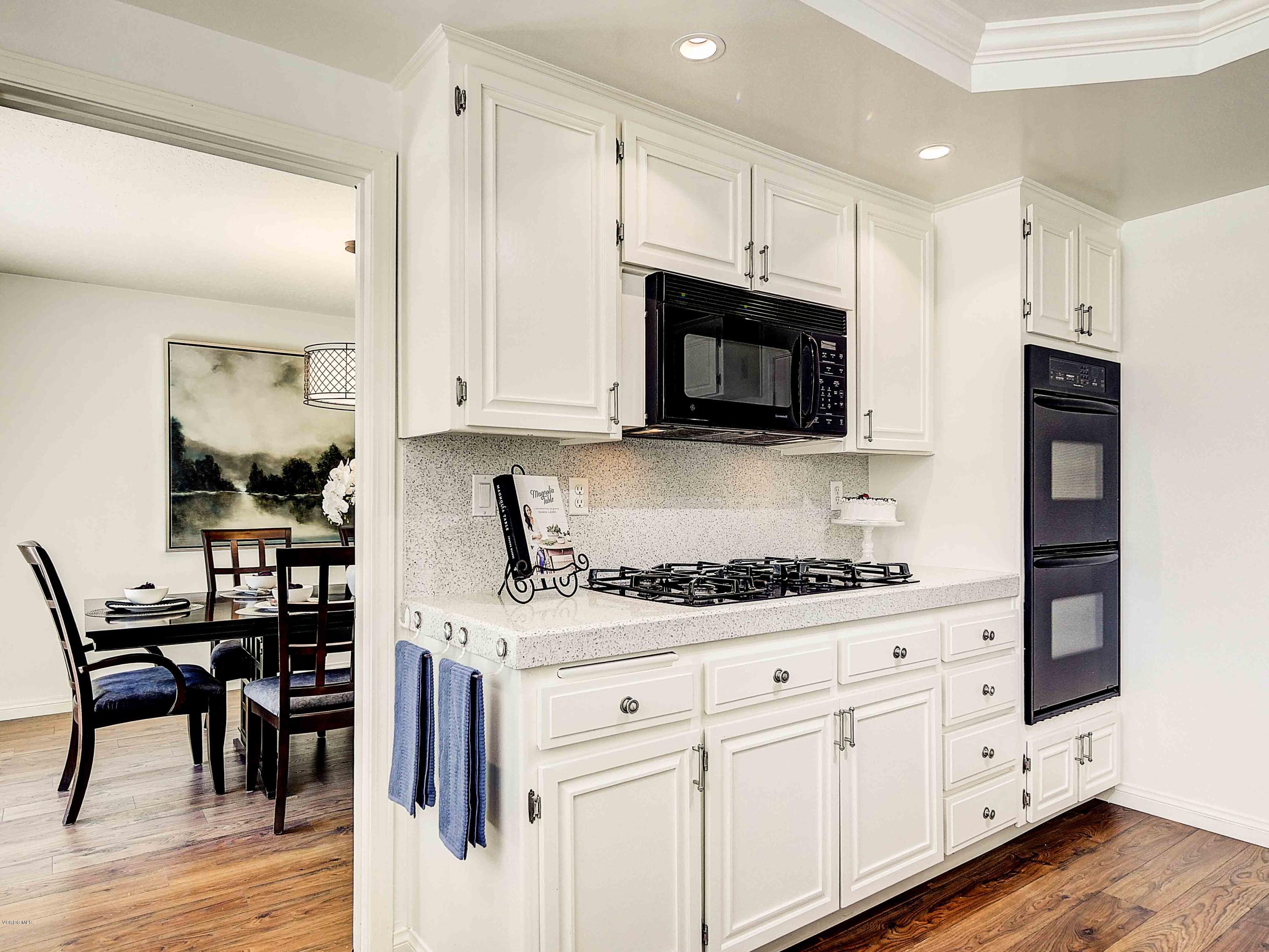 425 Valley Gate Road Simi Valley, CA 93065 - Photo 10 of 45 425 Valley Gate Road Simi Valley-8