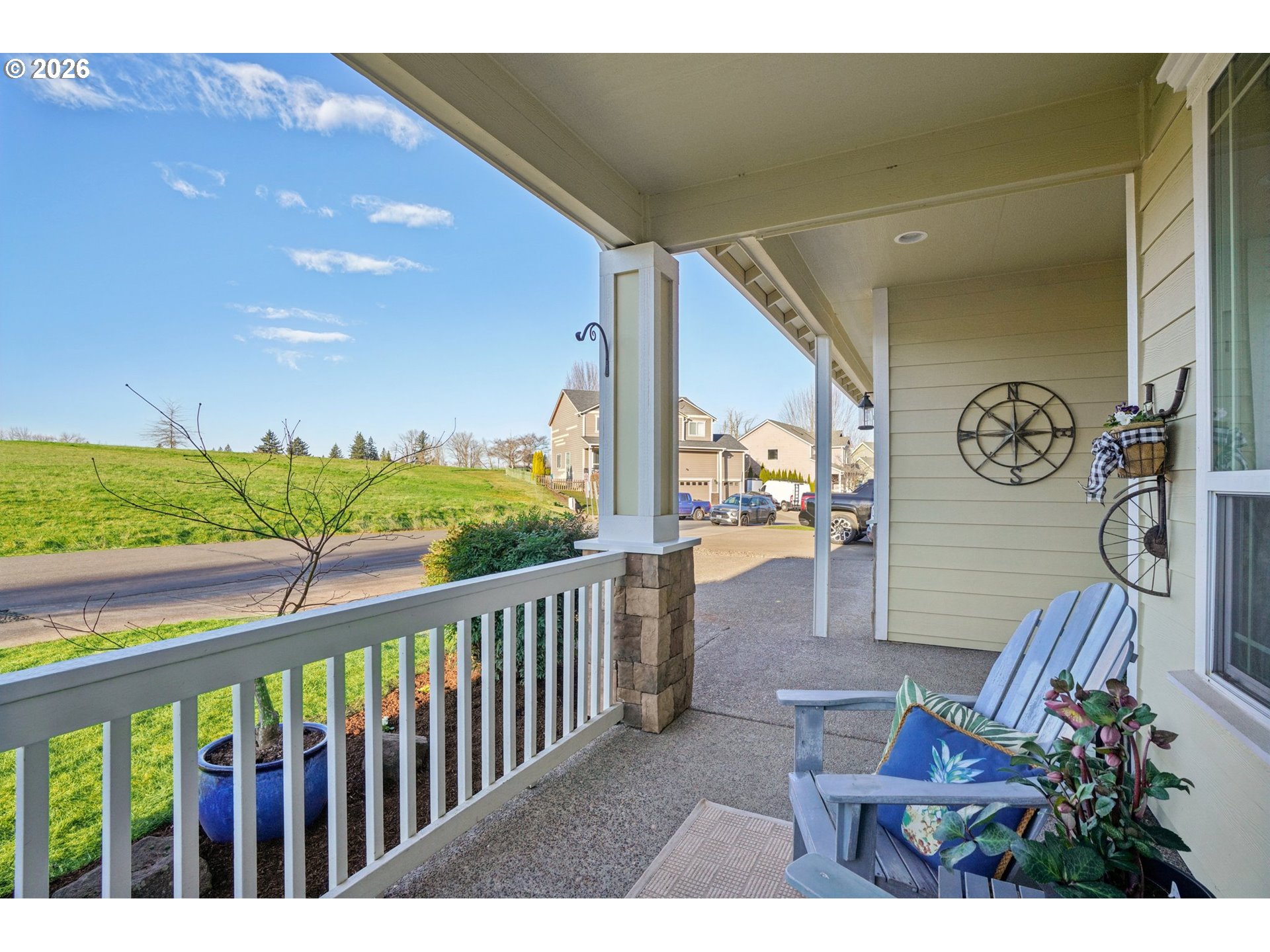 2404 Southeast Jasmine Way Gresham, OR 97080 - Photo 4 of 48