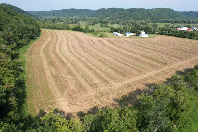 $725,000 | 47298 Honey Farm Road, Gays Mills, WI 54631
