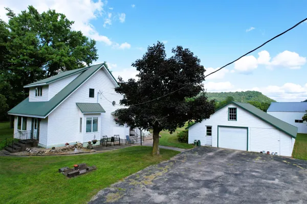 $695,000 | 47298 Honey Farm Road, Gays Mills, WI 54631