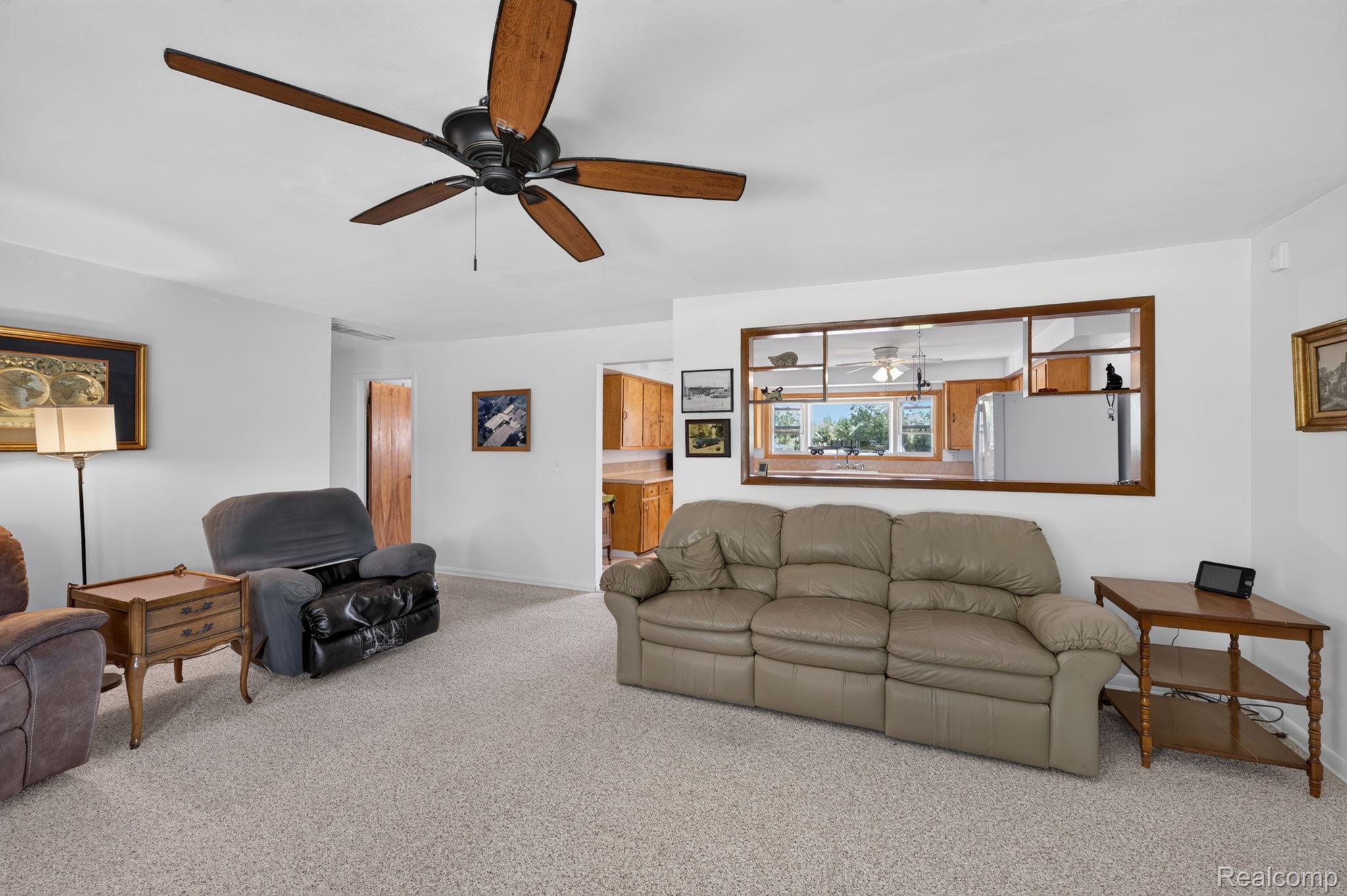 5233 Torrey Road Flint, MI 48507 - Photo 10 of 45 12-web-or-mls-DSC_5531.jpg