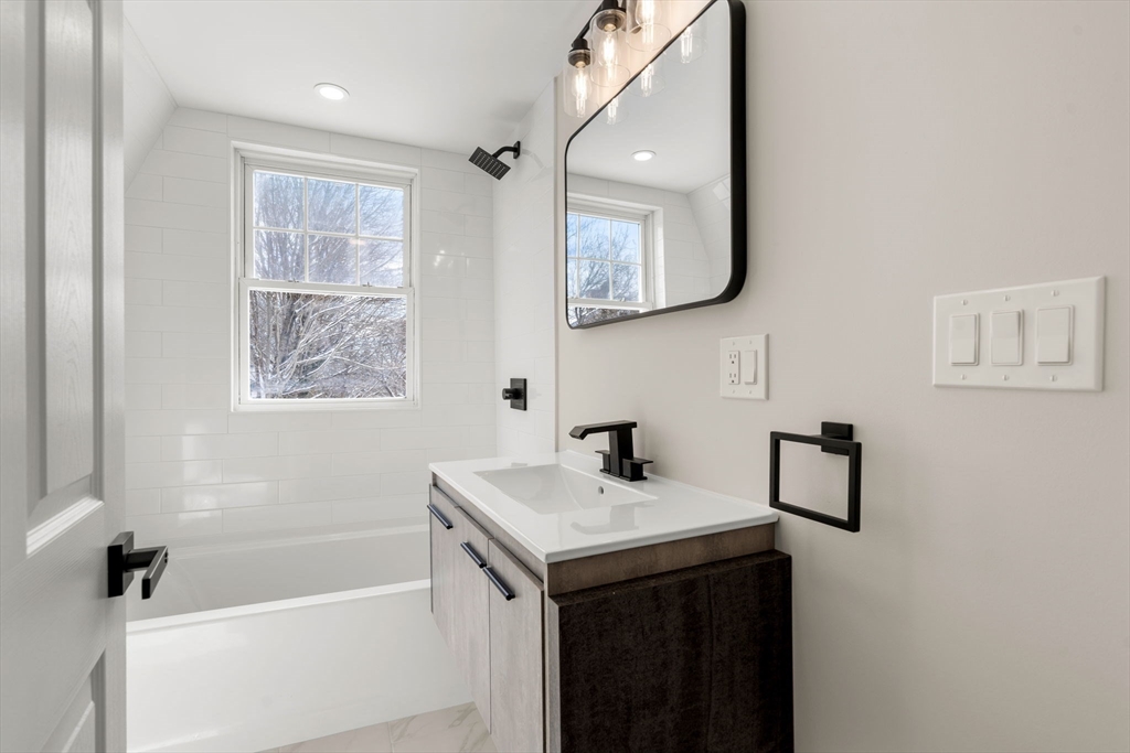 83 Spring Street Fairhaven, MA 02719 - Photo 16 of 27