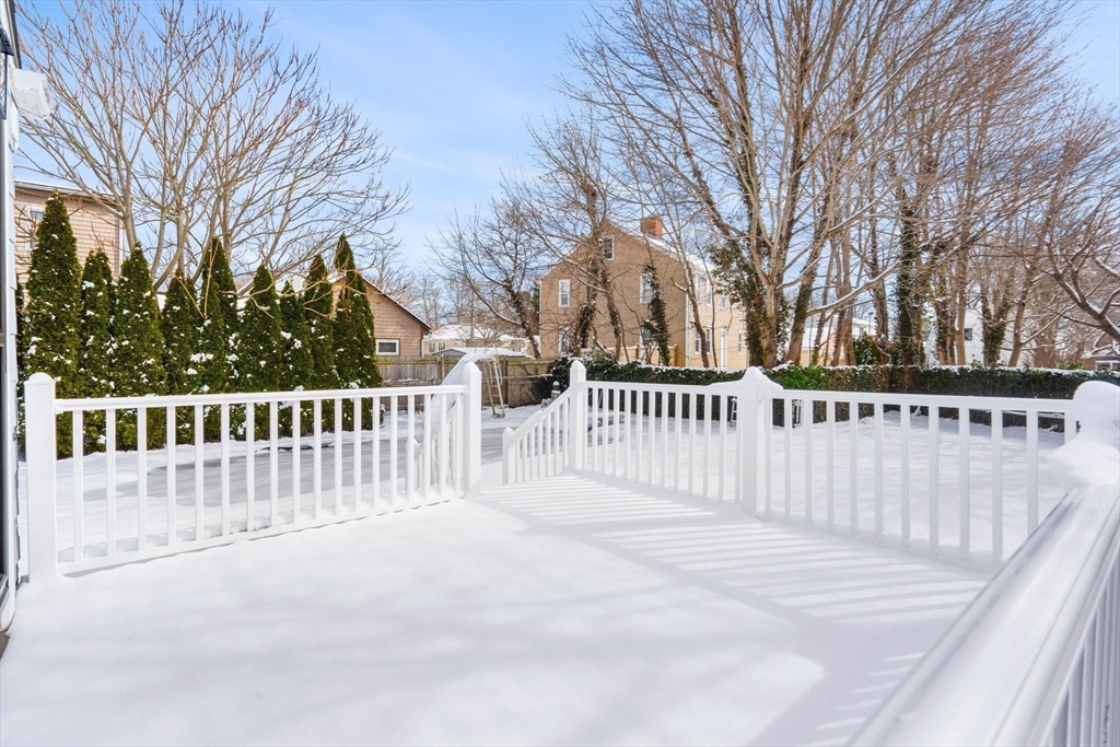 83 Spring Street Fairhaven, MA 02719 - Photo 4 of 27