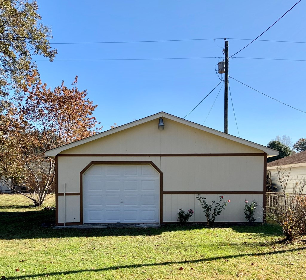 889 Kolb Road Sumter, SC 29154 - Photo 6 of 19 Gallery Image 6