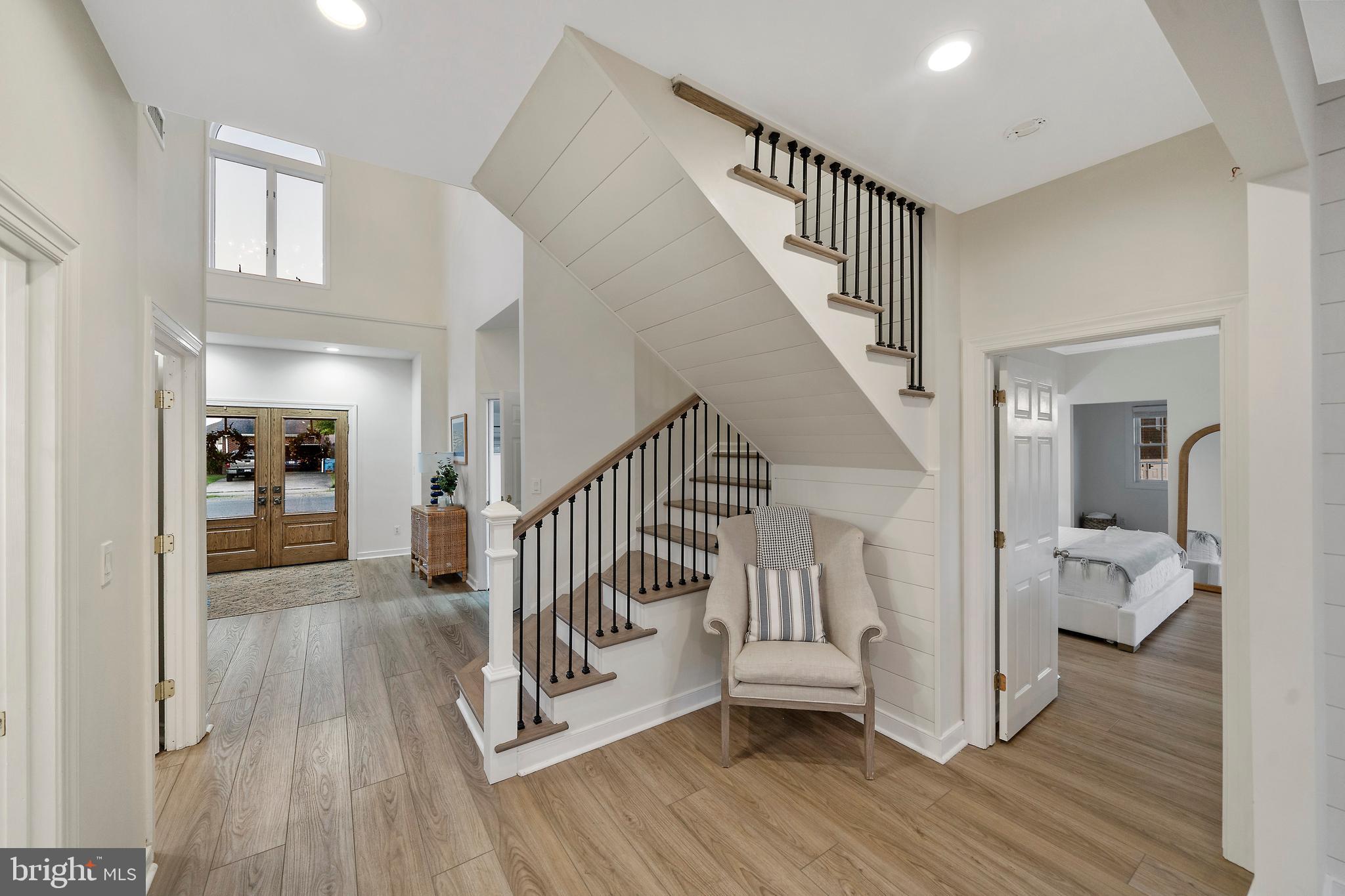 13023 North Shore Road Ocean City, MD 21842 - Photo 7 of 62 Front Staircase