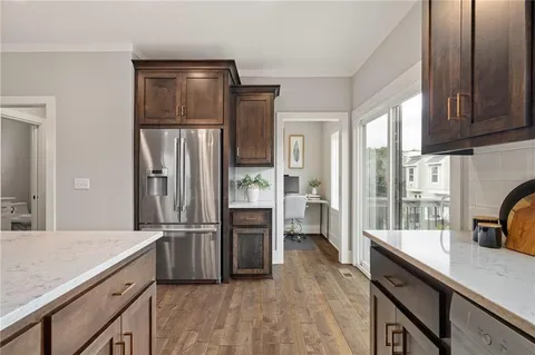 $790,000 | 725 West 44th Terrace, Kansas City, MO 64111