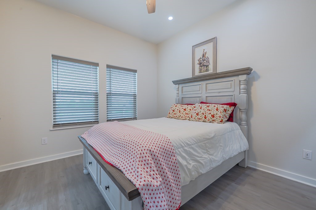 11 Bayview Loop Rockport, TX 78382 - Photo 35 of 40