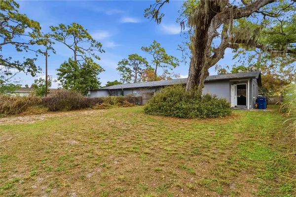 $425,000 | 2710 5th Street East, Bradenton, FL 34208