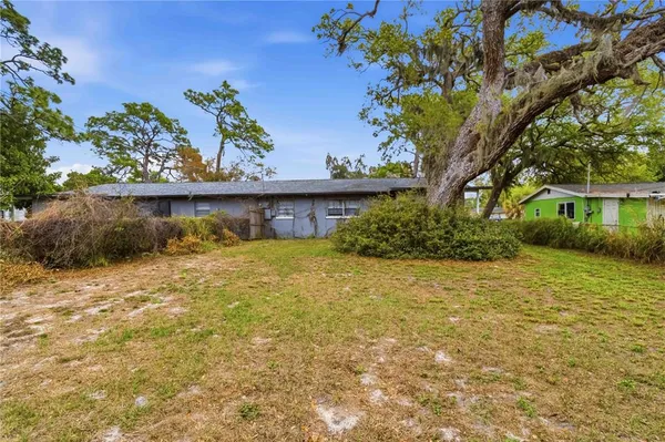 $425,000 | 2710 5th Street East, Bradenton, FL 34208