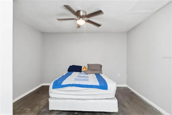 $425,000 | 2710 5th Street East, Bradenton, FL 34208