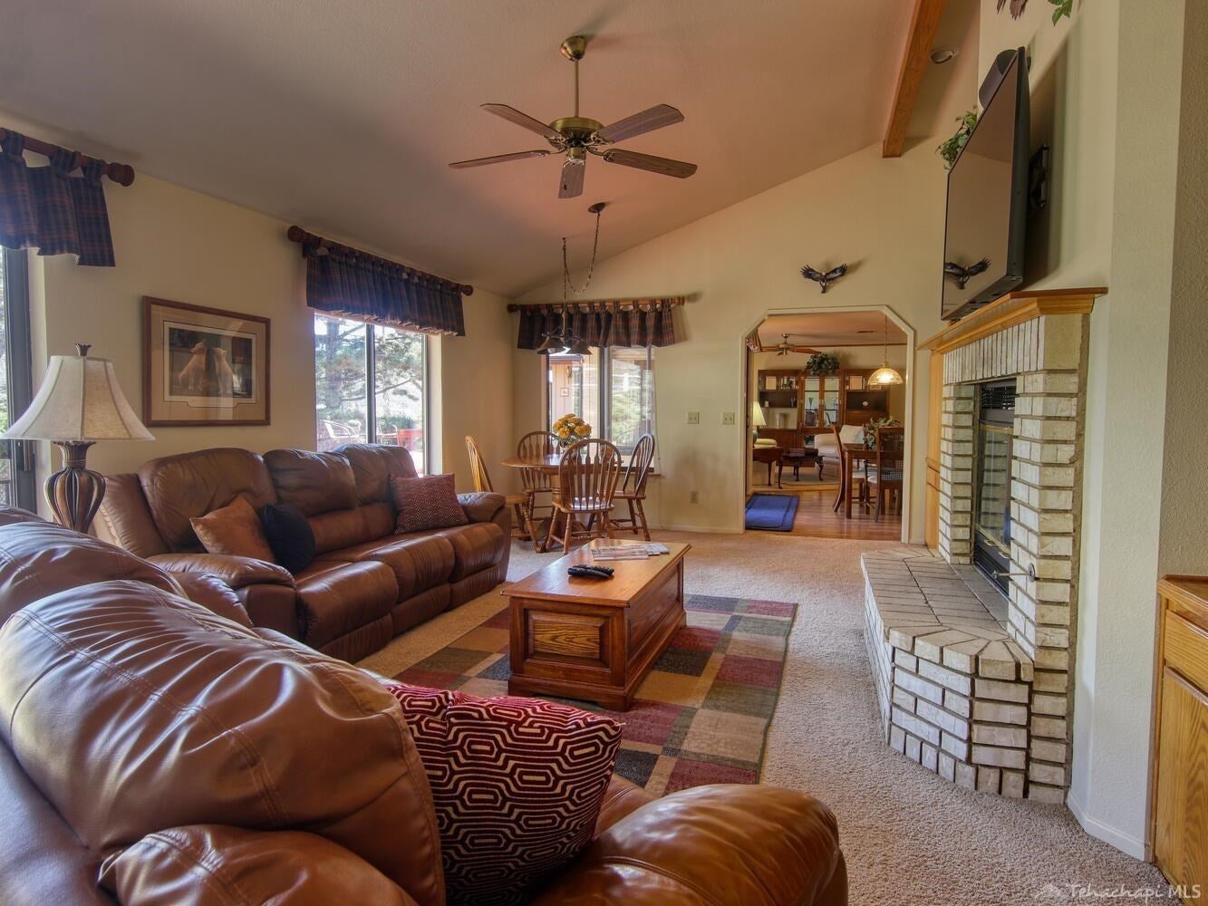 26121 Bear Valley Road Tehachapi, CA 93561 - Photo 27 of 65 Gallery Image 27