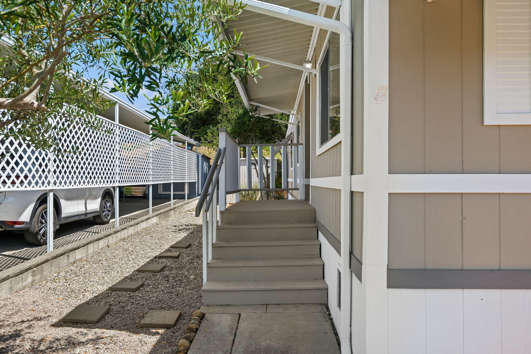 333 Old Mill Road, Unit SPC 285 Santa Barbara, CA 93110 - Photo 2 of 22 Entrance
