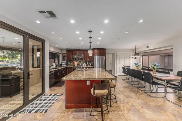 $20,000 | 5821 East Cactus Road, Scottsdale, AZ 85254