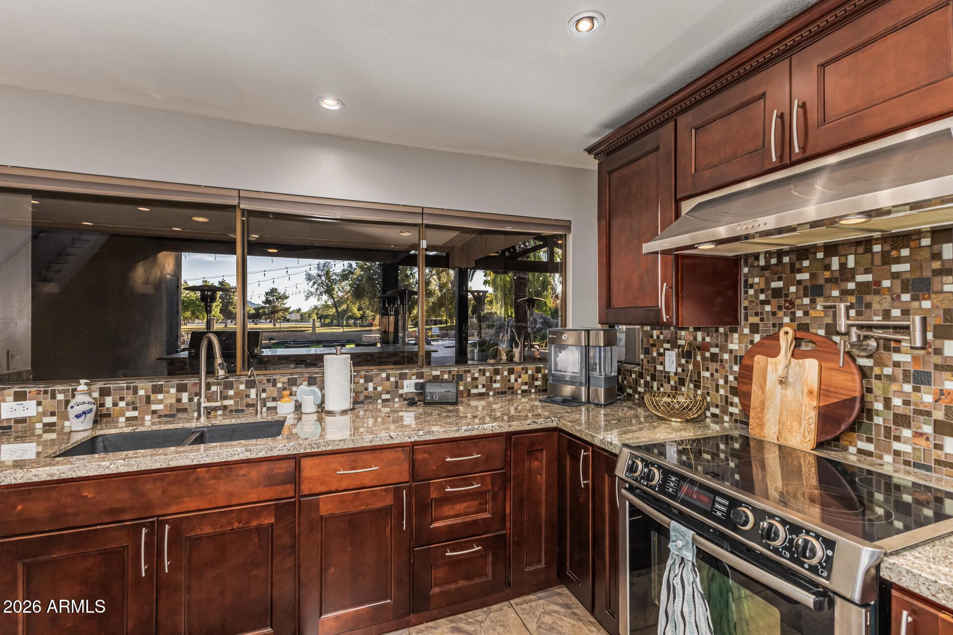 5821 East Cactus Road Scottsdale, AZ 85254 - Photo 27 of 93 Kitchen