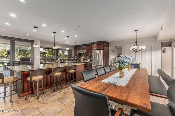 $20,000 | 5821 East Cactus Road, Scottsdale, AZ 85254