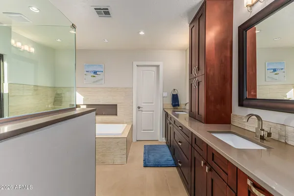 $20,000 | 5821 East Cactus Road, Scottsdale, AZ 85254