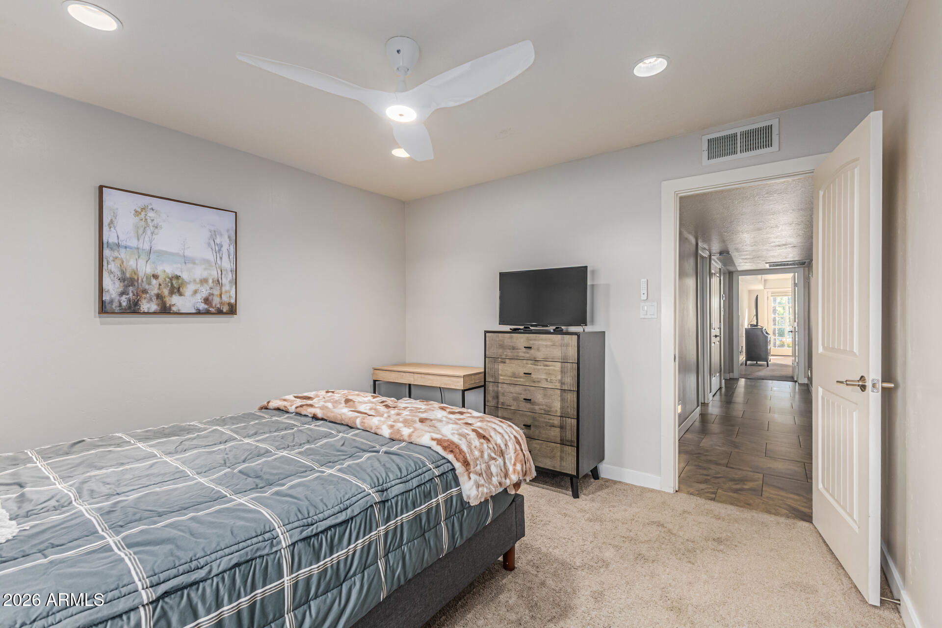 5821 East Cactus Road Scottsdale, AZ 85254 - Photo 38 of 93 Guest Room 3